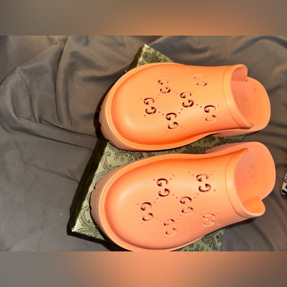 PLATFORM CLOGS